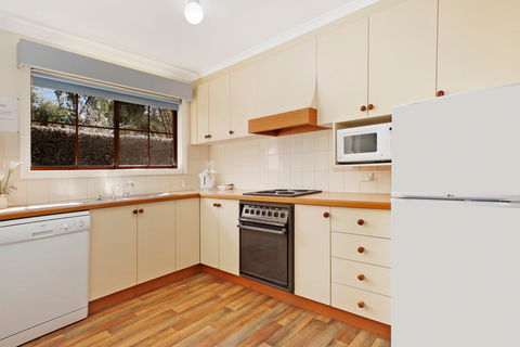 Cedar Cottage - Tudor Village Unit 3 - New Castle Holiday 4