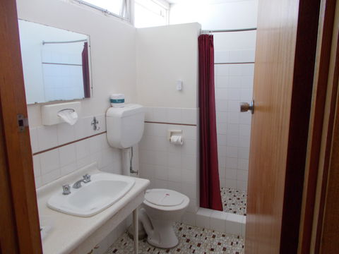 Corowa Gateway Motel - New Castle Holiday 6