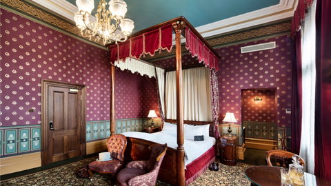 Craig's Royal Hotel Ballarat - New Castle Holiday 1