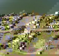 Croki Riverside Caravan Park - New Castle Holiday