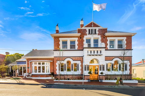 Cygnet Old Bank B&B - New Castle Holiday 0