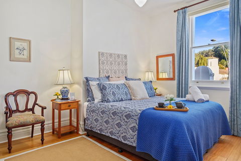 Cygnet Old Bank B&B - New Castle Holiday 3