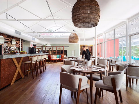 Desert Gardens Hotel - New Castle Holiday 8