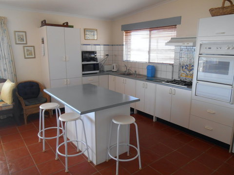 Edith's - New Castle Holiday 1