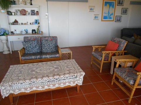 Edith's - New Castle Holiday 3