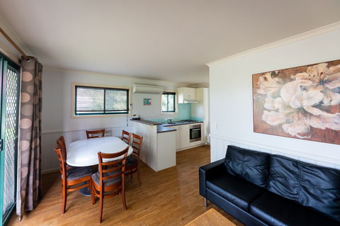 Eildon Riverside Holiday Park - New Castle Holiday 3