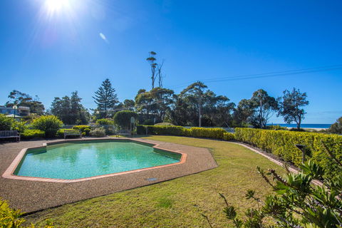 Fathoms 6 - New Castle Holiday 8