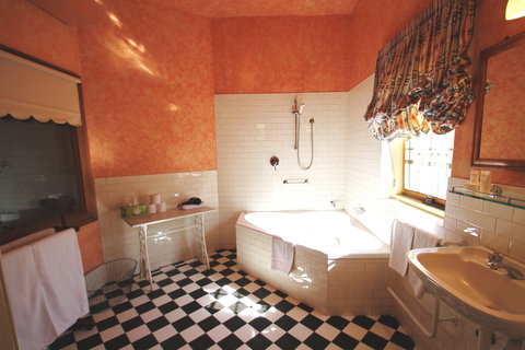 Friendly Meeting Chapel - New Castle Holiday 2