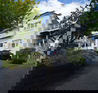 Highbury Apartments - New Castle Holiday