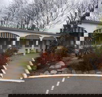 Hi Way Motor Inn - New Castle Holiday