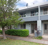 Honeysuckle Townhouses - New Castle Holiday