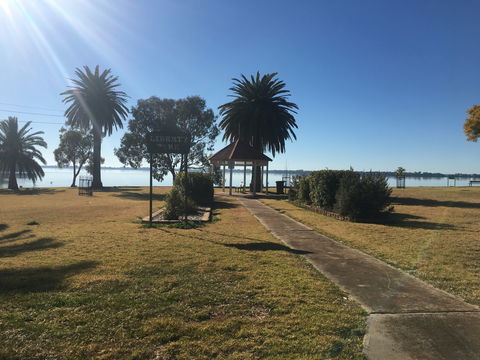 Lachlan Way Motel - New Castle Holiday 1