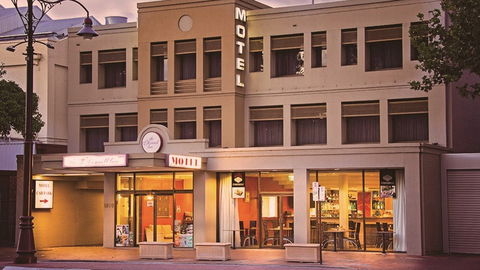 The OConnell Inn - New Castle Holiday 1