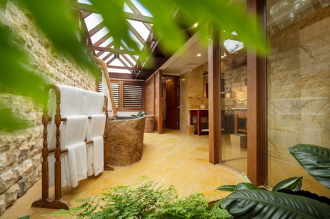 Makepeace Island - Sir Richard Branson's Australian Home - New Castle Holiday 3