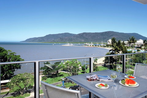 Mantra Trilogy - New Castle Holiday 5