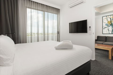 Mercure Sunshine Coast Kawana Waters - New Castle Holiday 5