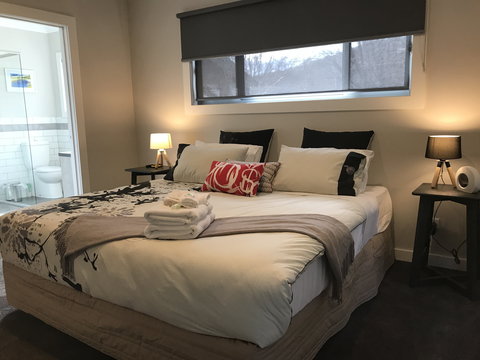 Morses Secret - New Castle Holiday 2