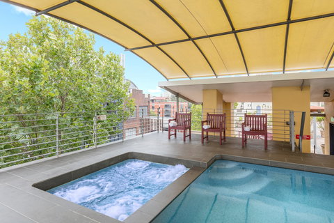 Nesuto Chippendale Apartment Hotel - New Castle Holiday 3