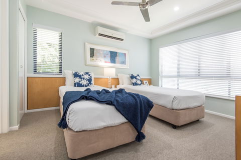 Noosa Springs Golf And Spa Resort - New Castle Holiday 7