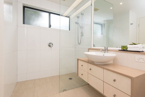 Noosa Springs Golf And Spa Resort - New Castle Holiday 8