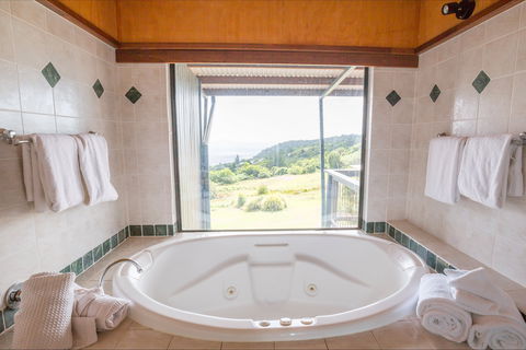 O'Reilly's Rainforest Retreat - New Castle Holiday 6