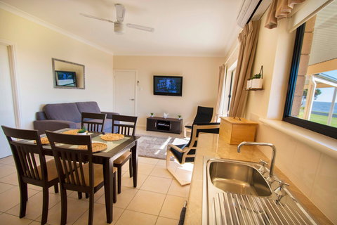 Pelican Perch Retreat - New Castle Holiday 5