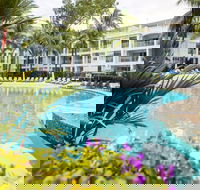 Peppers Beach Club and Spa - New Castle Holiday