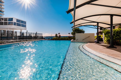 Peppers Broadbeach - New Castle Holiday 1