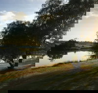 Percy's Place Caravan Park - New Castle Holiday