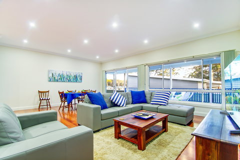 PJ's Hideaway - New Castle Holiday 1