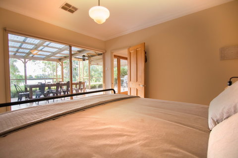 River Retreat At Monteith – River Murray, SA - New Castle Holiday 4