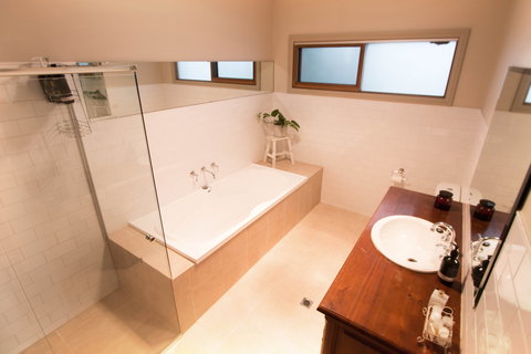 River Retreat At Monteith – River Murray, SA - New Castle Holiday 5