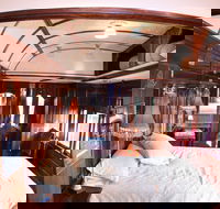 Ruwenzori Retreat - New Castle Holiday