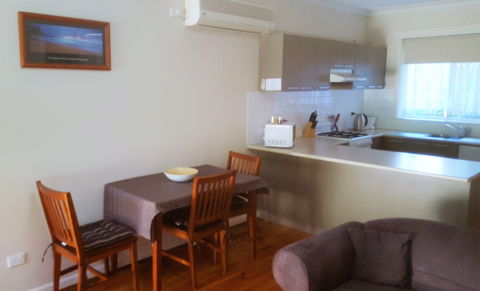 Shamore Apartments - Walnut Ave Mildura - New Castle Holiday 9