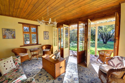 The Heritage Garden - New Castle Holiday 1