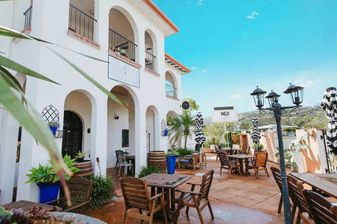 The Med Crescent Head - New Castle Holiday 2