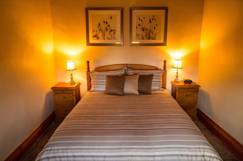 The Creek Cottage - New Castle Holiday 2