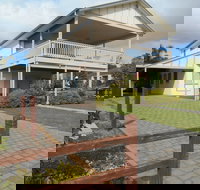 The Breezeway - New Castle Holiday