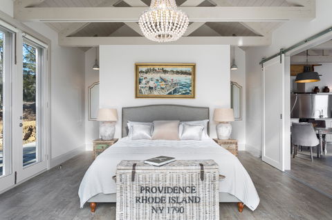 The Peninsula Experience - New Castle Holiday 1