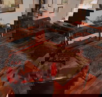 The Pommy Tree Bed and Breakfast - New Castle Holiday