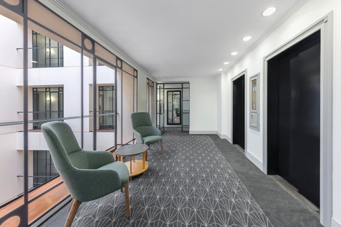 The Savoy On Little Collins Melbourne - New Castle Holiday 7