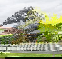 The Horatio Motel and King Suites - New Castle Holiday