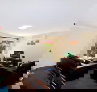 Westwood Motor Inn - New Castle Holiday