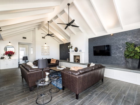 WhiteVale Estate - New Castle Holiday 1