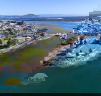 Anchor Bay Motel - New Castle Holiday