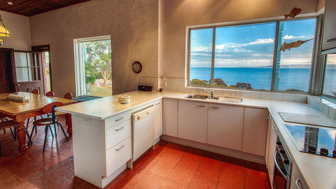 Antechamber Bay Retreats - New Castle Holiday 1