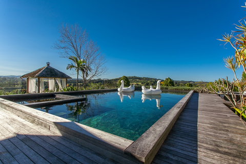 Aria - New Castle Holiday 8