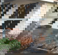 Carinya Caravan Park - New Castle Holiday