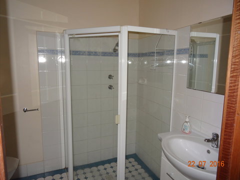 Clyde's Cottage - New Castle Holiday 3