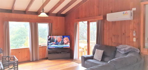 Cradle Alpine Retreat - New Castle Holiday 0